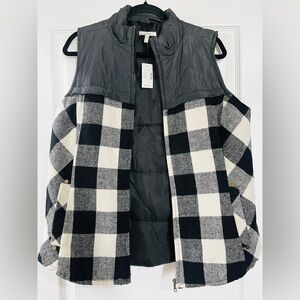 Maurice’s Buffalo Plaid puff Vest NWT